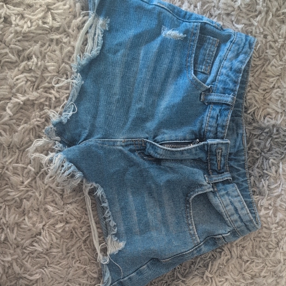 SHEIN Blue Frayed Hem Jean Shorts
